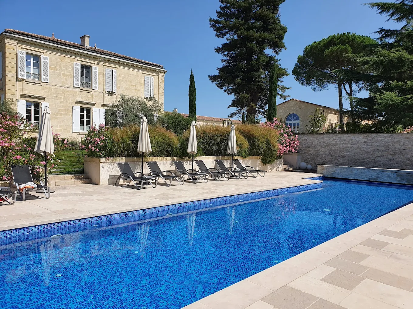 Château Gassies — salle de réception Charles X