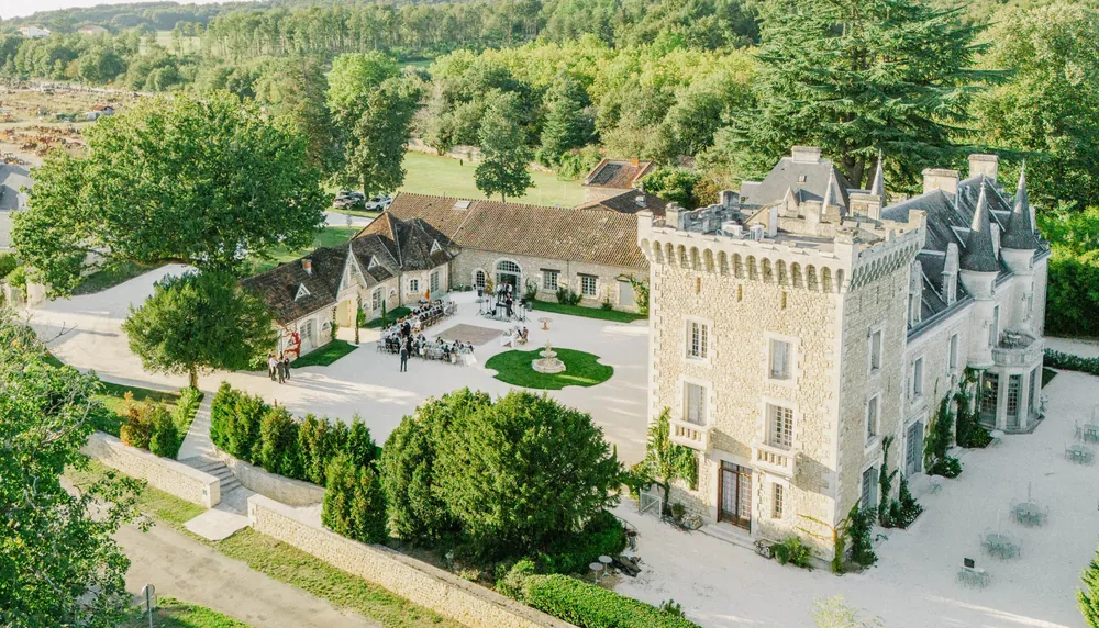 Château De La Couronne — mariage élégant Charente